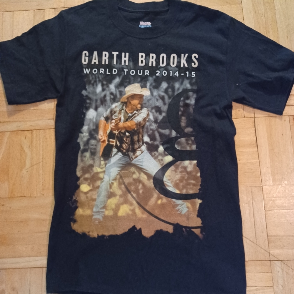 Garth brooks world tour concert tee shirt adult size small